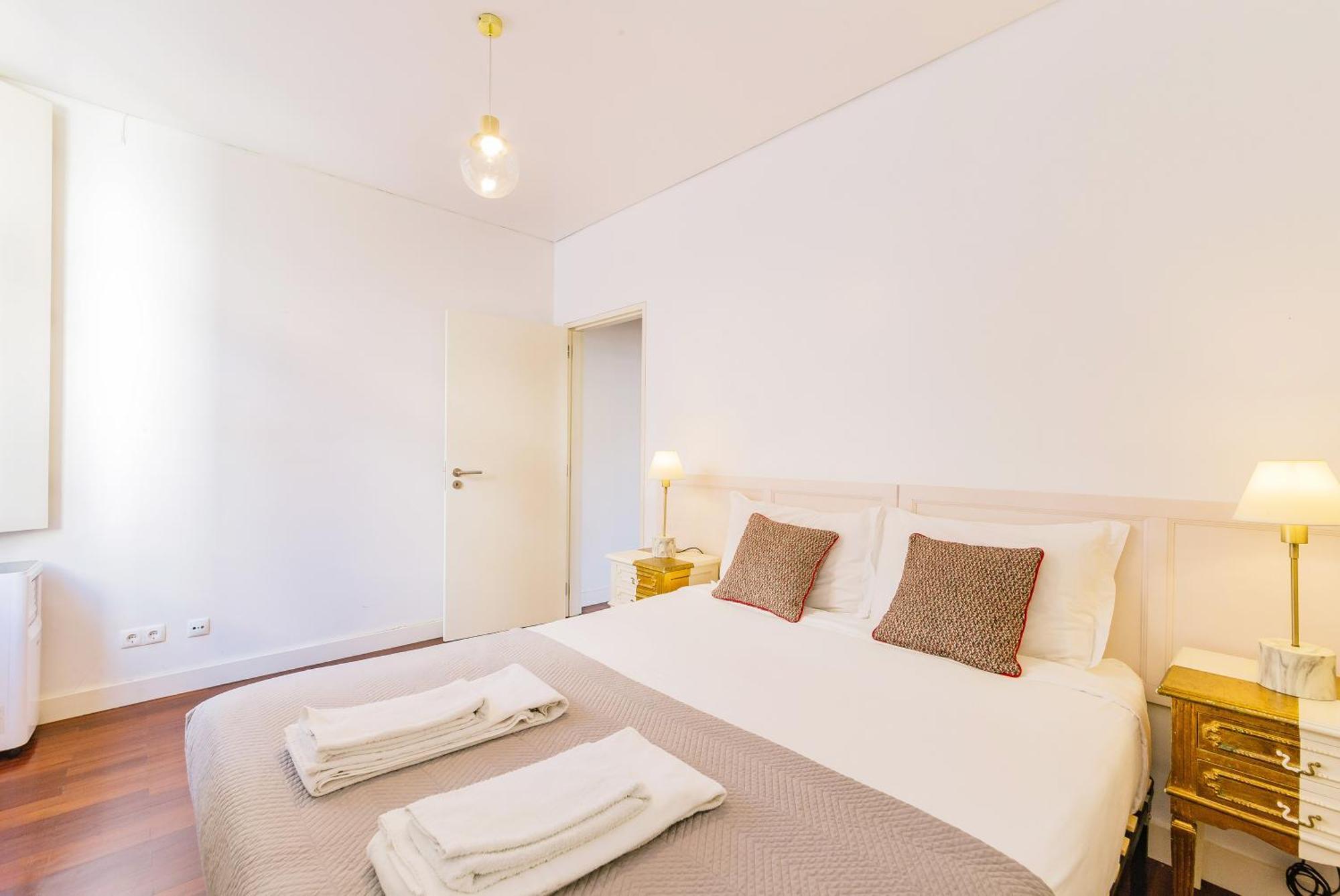 Chiado 2 Bedroom Elegant Apartment Lisboa Exterior foto